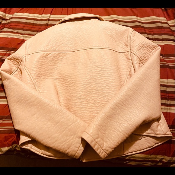 Pink FAUX leather moto jacket - Picture 3 of 9